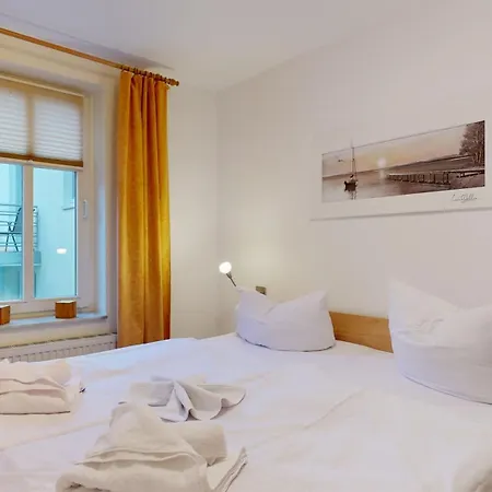 Strandnahe Mit Schwimmbad Im Haus, Liebeskind 01, 아파트 *