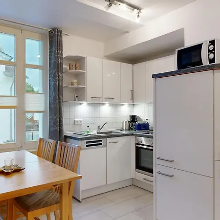 Apartamento Strandnahe Mit Schwimmbad Im Haus, Liebeskind 01, Binz