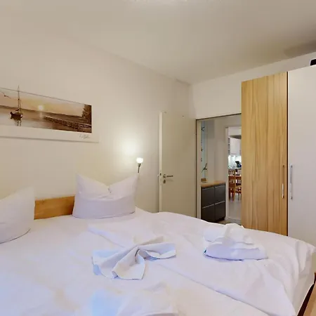 Liebeskind 01, Strandnahe In Mit Schwimmbad Im Haus Apartmán Binz