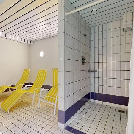 Apartment Strandnahe Mit Schwimmbad Im Haus, Liebeskind 01,