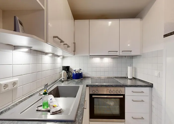 Apartamento Strandnahe Mit Schwimmbad Im Haus, Liebeskind 01, Binz